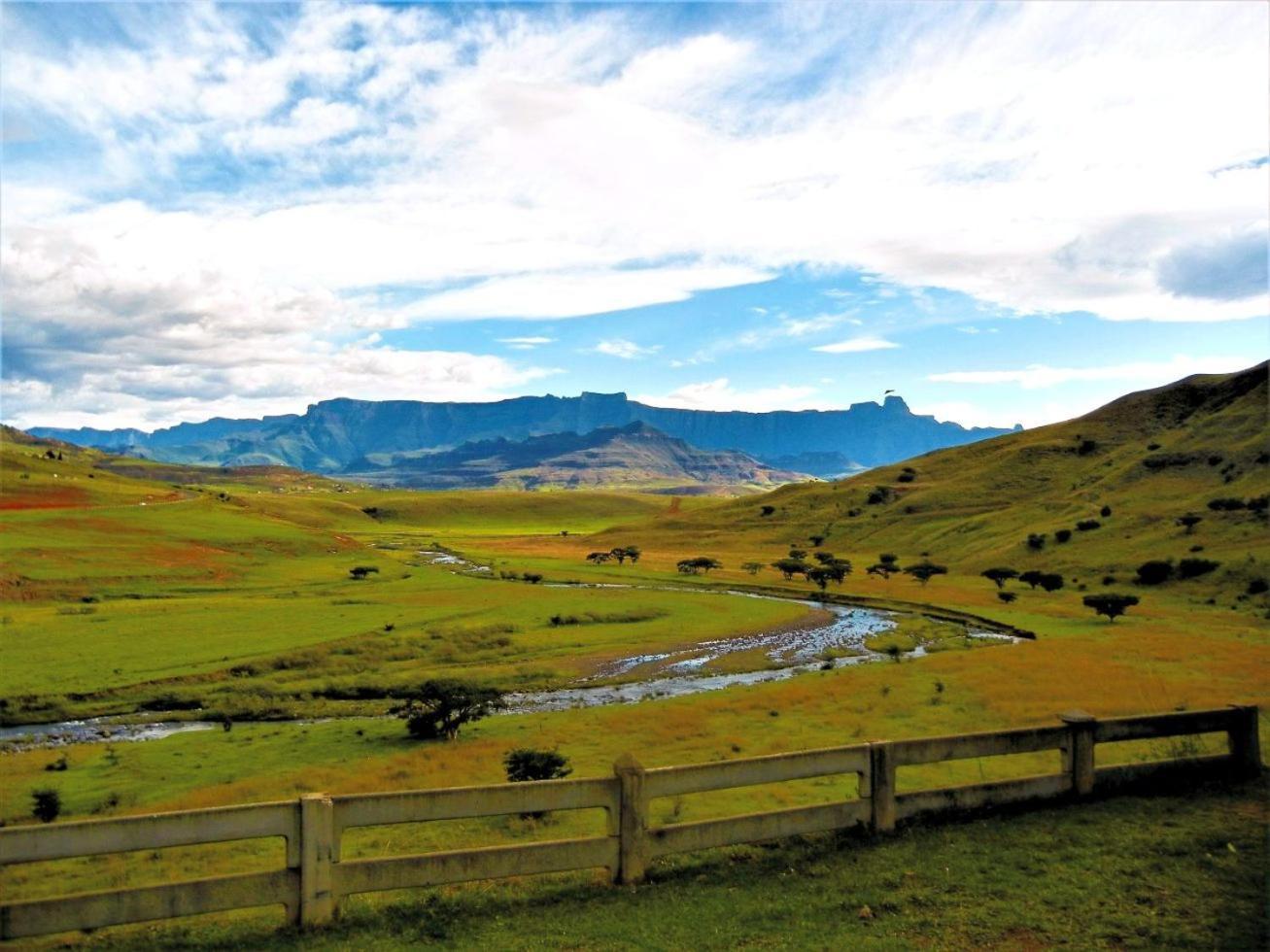 ברגוויל Hlalanathi Drakensberg Resort מראה חיצוני תמונה